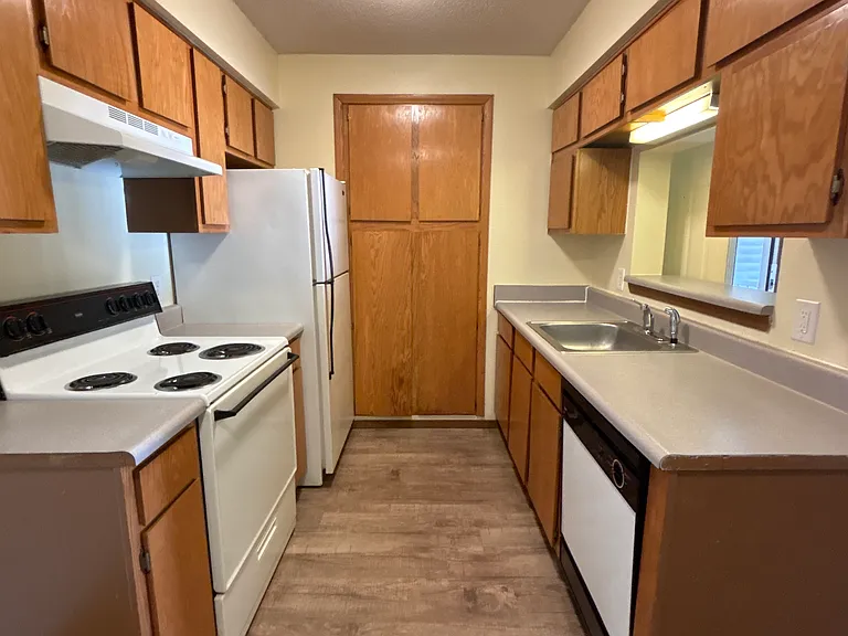 Northpark Apartments — Photo 15