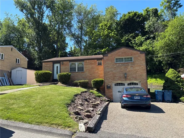 217 Northmont Dr, Verona, PA 15147
