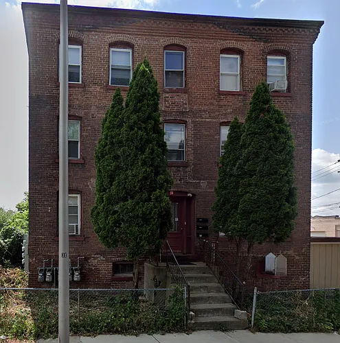 90 West St #2L Photo 1