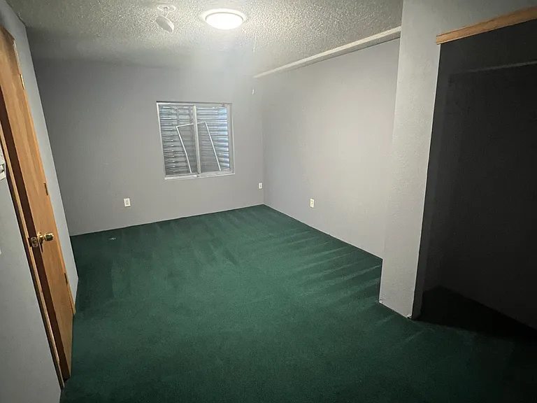 10525 Birch St — Photo 15