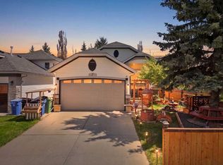 7 N Chaparral Rd SE, Calgary, AB T2X 3J6