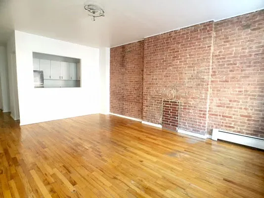 Rented by Bohemia Realty Group | media 2