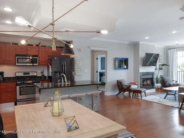 23 Wallace St Unit 303, Red Bank, NJ 07701