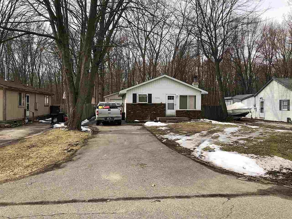 1st image of 9284 Island Dr