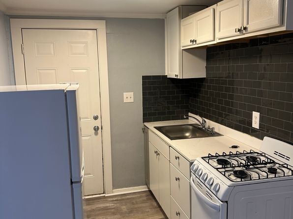 9 McGriff St #1