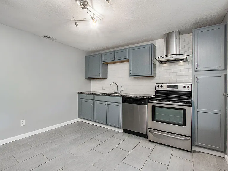 4119 Mission Rd — Photo 14