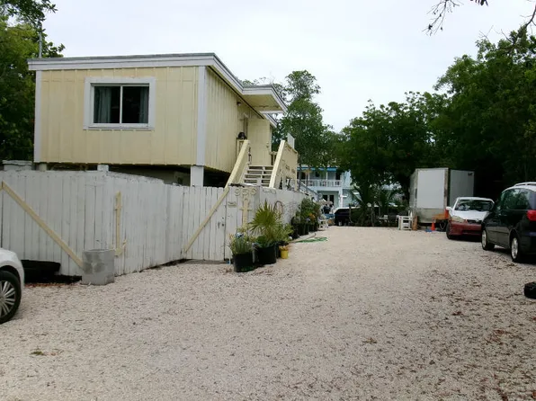 956 Shaw Dr, Key Largo, FL 33037