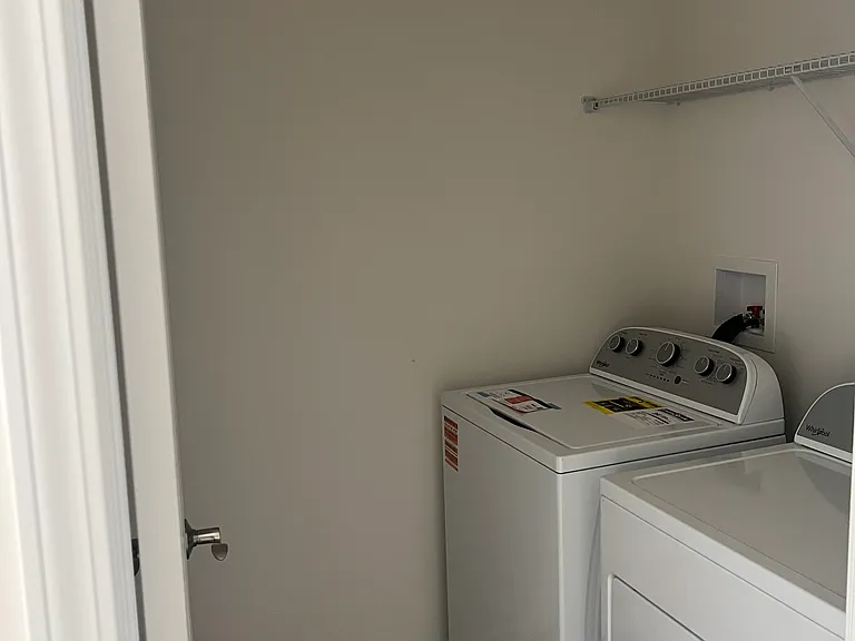 929 Preserve Ct — Photo 14