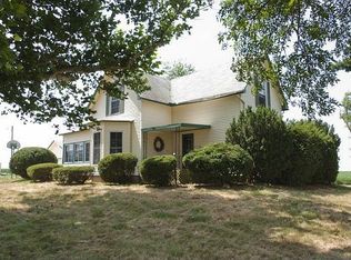 9911 Park Rd, Decatur, IL 62526