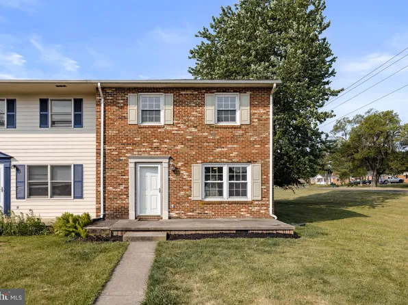 101 Century Vlg, New Market, VA 22844