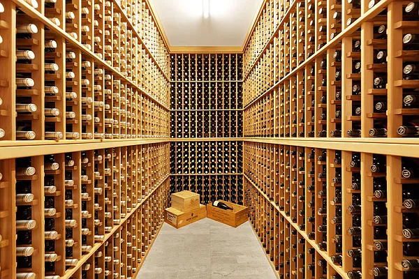 Sold by Compass | media 6