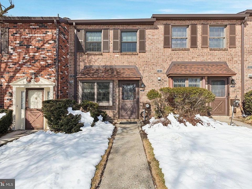 1st image of 336 Glen Way #336