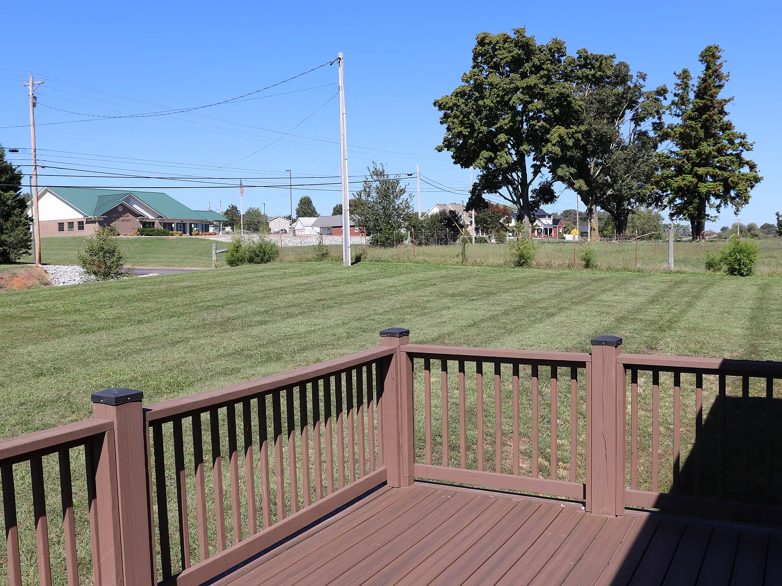 3 bed, 1040 sqft, $1,800 — Photo 2