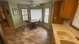 1739 Holiday Ln — Photo 29