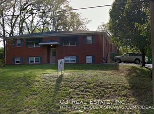 6114 NW Bell Rd APT B, Parkville, MO 64152