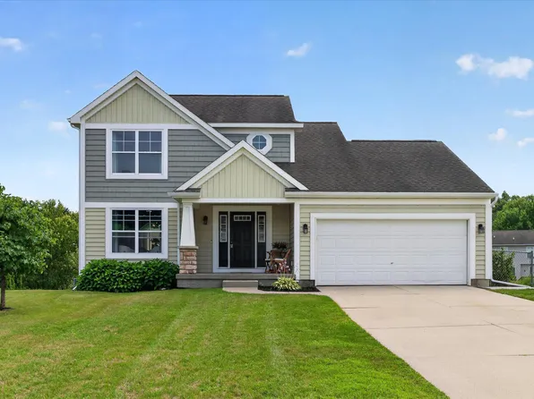 11356 Taunton Dr SE, Lowell, MI 49331