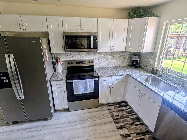 3911 Capitol Dr #2 — Photo 6
