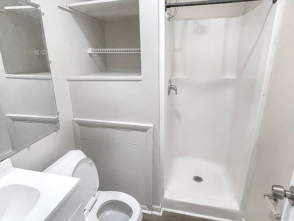 5th image of 321 W Ianthe St #2