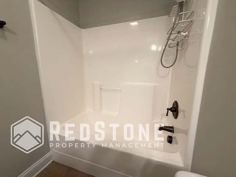 1823 Buxton Way — Photo 36