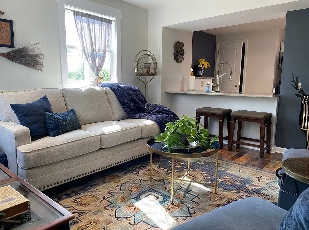 Comfortable, fully furnished executive rental ideal for contract crews — Photo 2