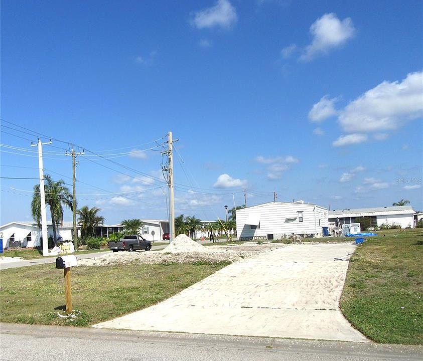 1st image of 204 PALM HARBOR DRIVE