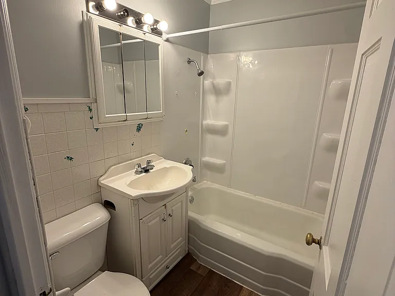 2309 S Courtland Ave — Photo 6