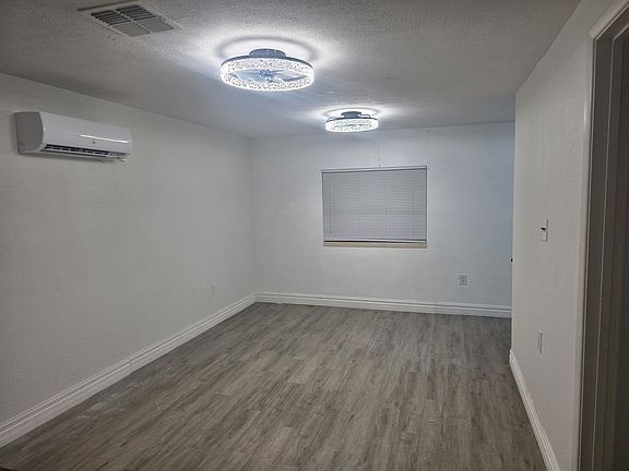 5th image of 110 Mason St #1