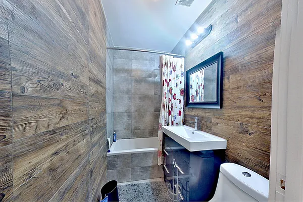 Rented by Corcoran | media 12