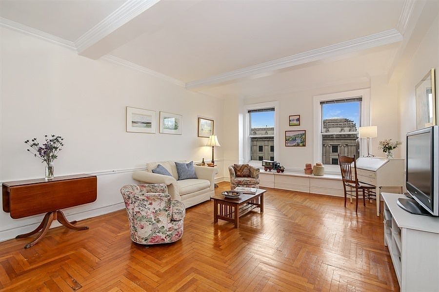 1st image of 135 Eastern Pkwy APT 7G