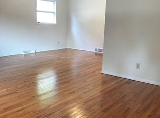 1331 Maydor Ln, South Euclid, OH