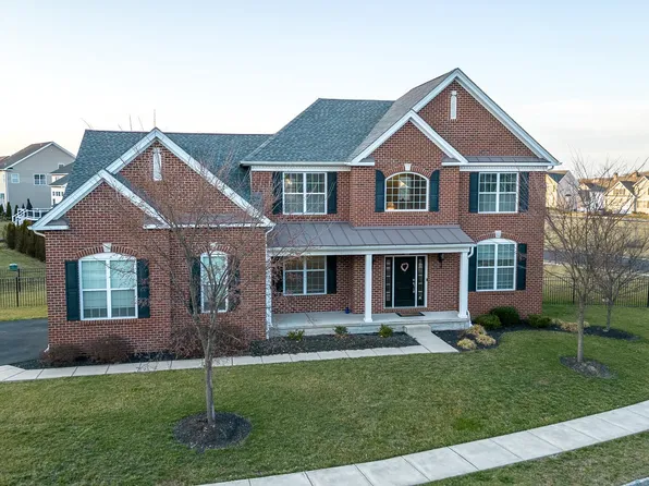 213 Pennland Farm Dr, Perkasie, PA 18944