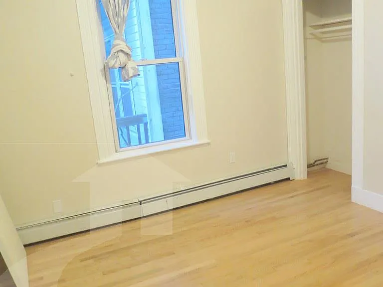 90 Norfolk St #8 — Photo 9