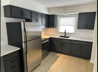 2131 Park Ln, Holt, MI