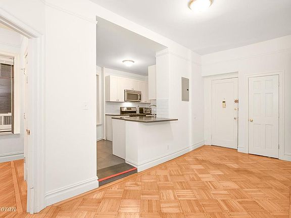 2nd image of 704 8th Ave APT 2C