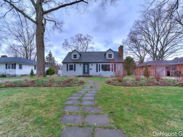 635 Garber Rd, Muskegon, MI 49445