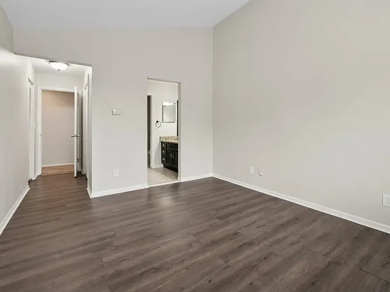 4 Ray Ct — Photo 9
