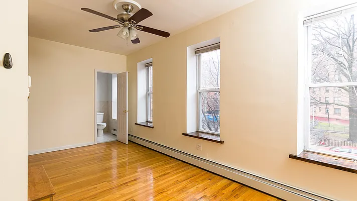 Rented by Nooklyn NYC LLC | media 1