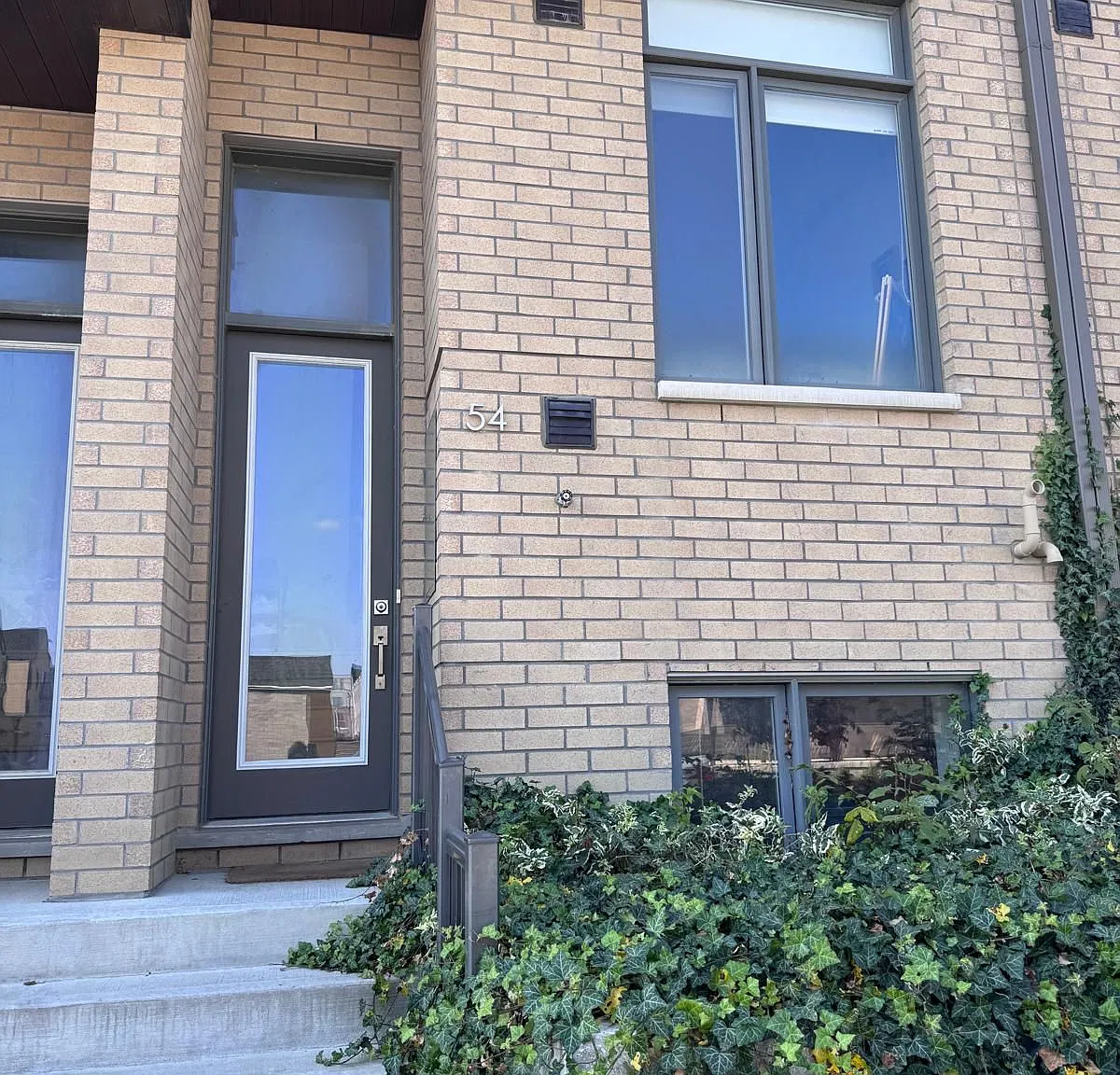 5 bed, $4,500 — Photo 2