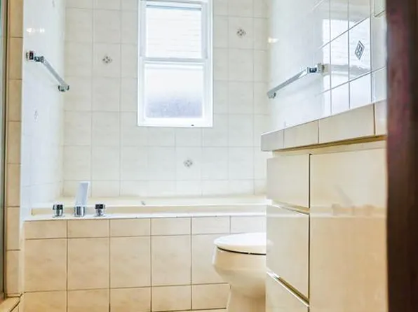 54-28 65th Place image 13 of 35