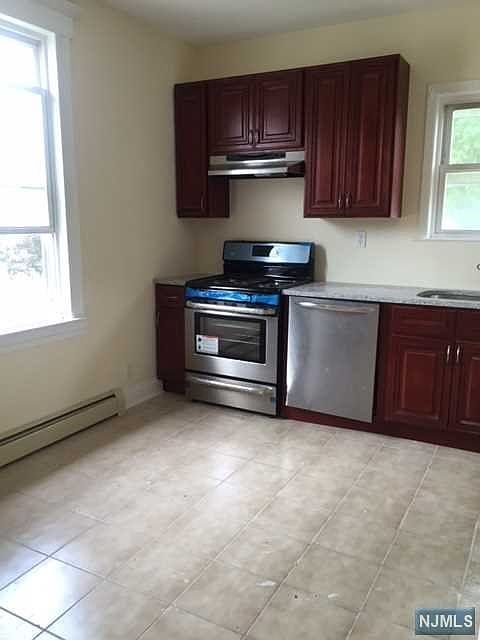 2nd image of 503 Division Ave #1