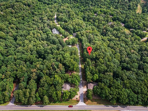 2nd image of Wiltshire Dr #35