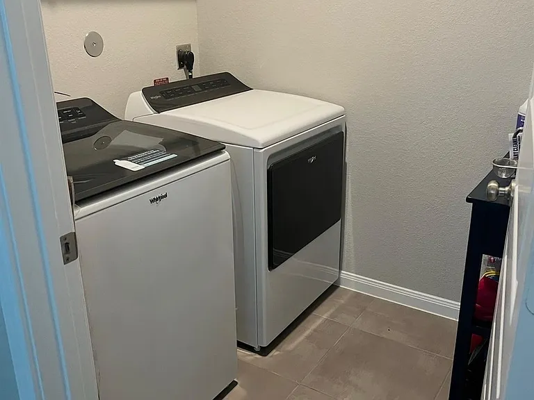 7058 Silverleaf Oak St — Photo 15