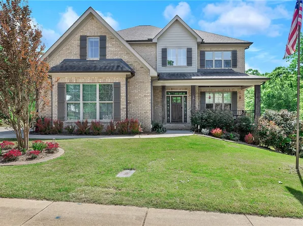 10 Colonel Storrs Ct, Greer, SC 29650