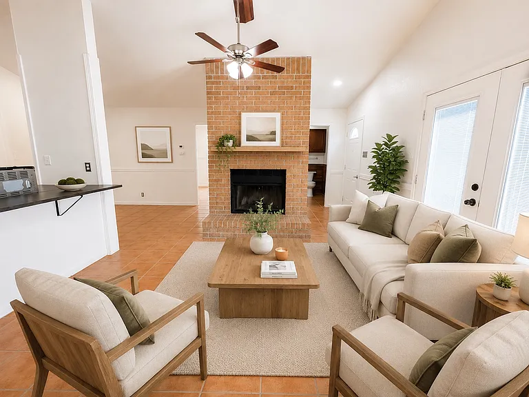 6307 Waddesdon Wood #A — Photo 8