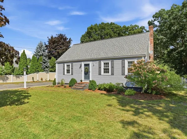 60 Bellflower Rd, Billerica, MA 01821