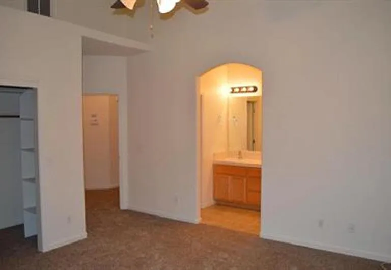 2860 Blue Oak Ct — Photo 8