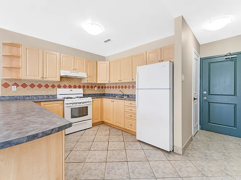 1785 Baseline Rd — Photo 2