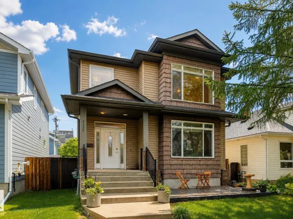 9320 81st Ave NW, Edmonton, AB T6C 0X3