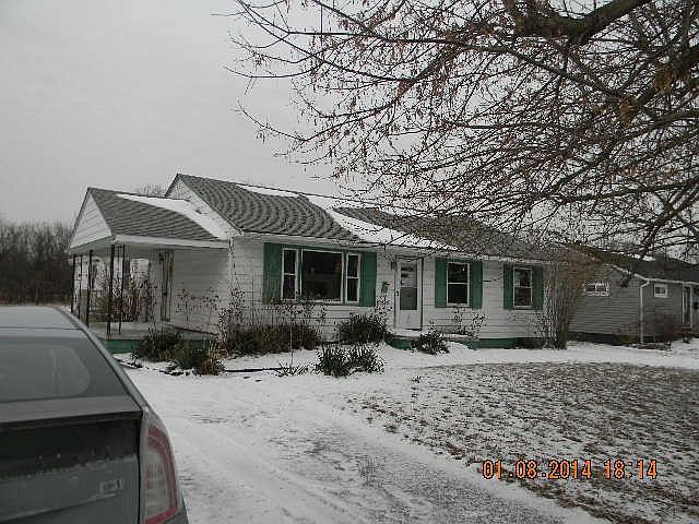 1st image of 209 E Center St