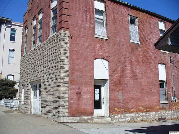 Home for Sale in Quincy, IL $39,000